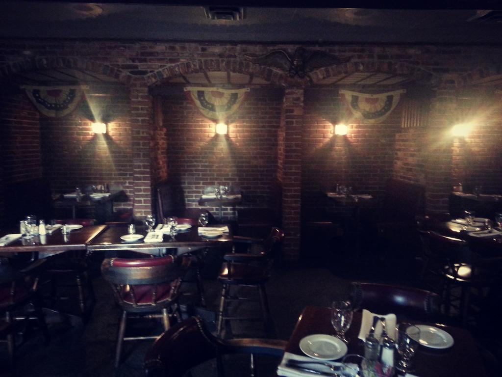 The Robert Morris Inn Oxford Екстериор снимка