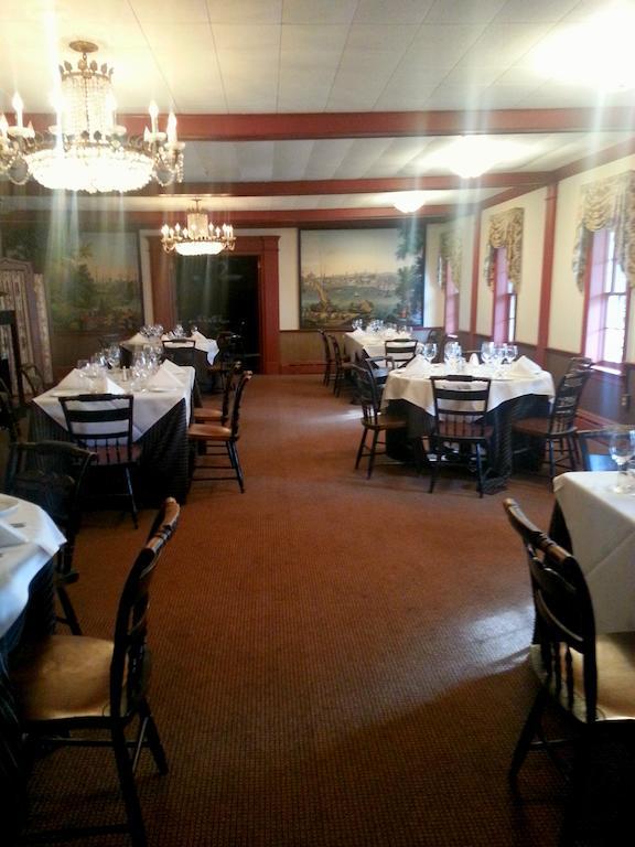 The Robert Morris Inn Oxford Екстериор снимка