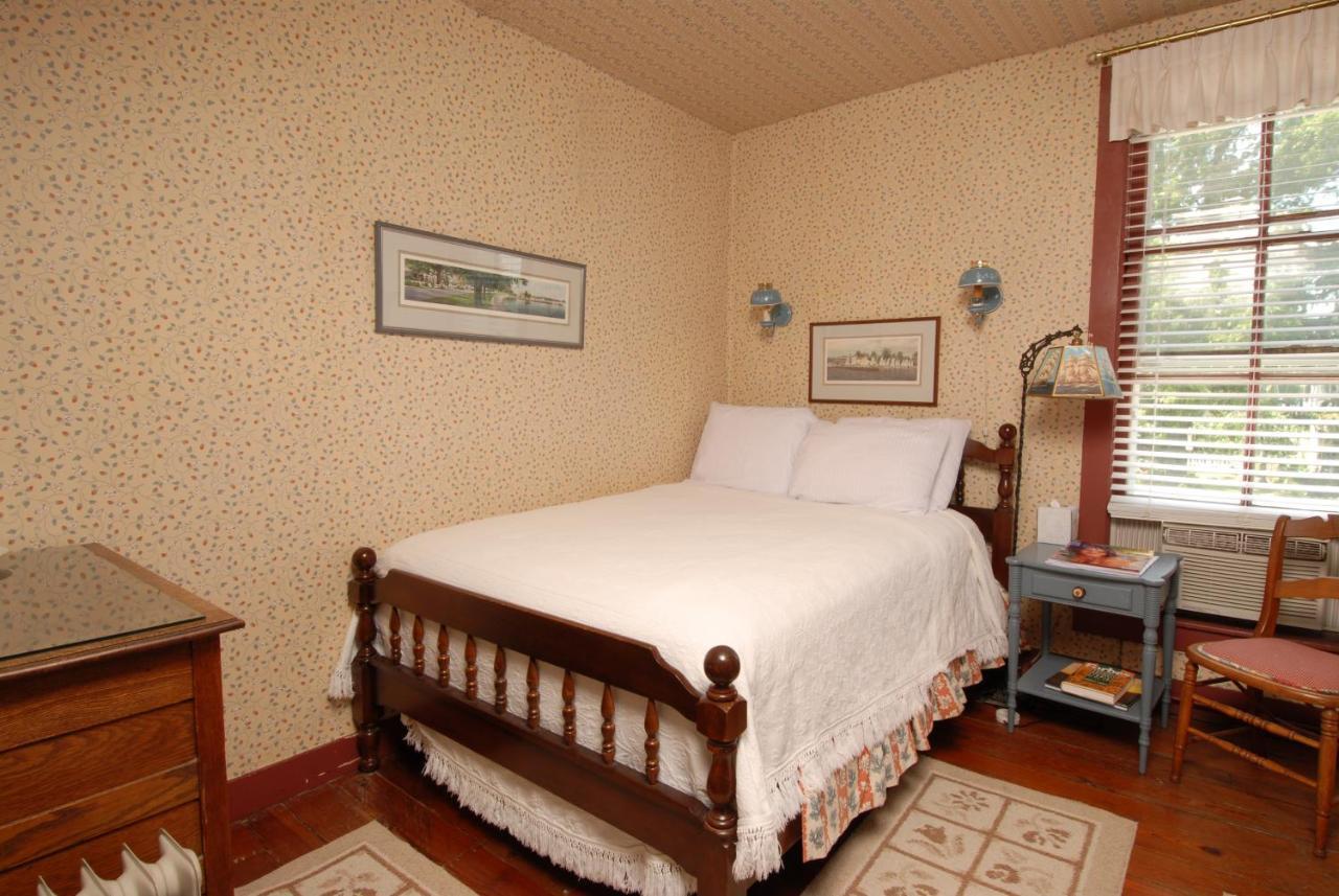 The Robert Morris Inn Oxford Екстериор снимка